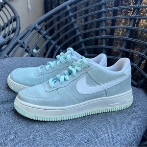 AF1s GLACIER BLUE
